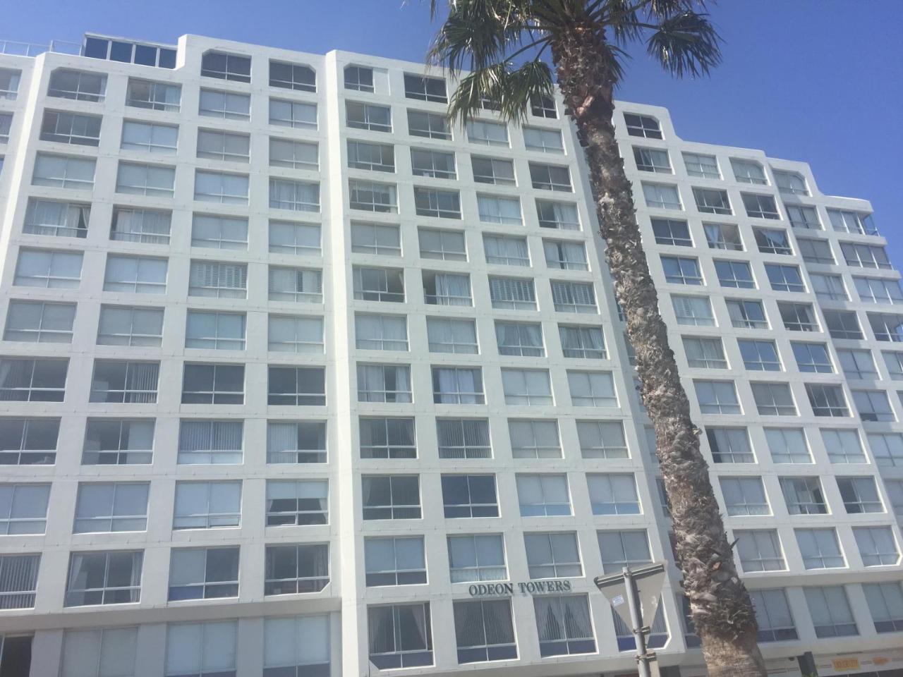 סטראנד Pebble Moon Holiday Flat מראה חיצוני תמונה